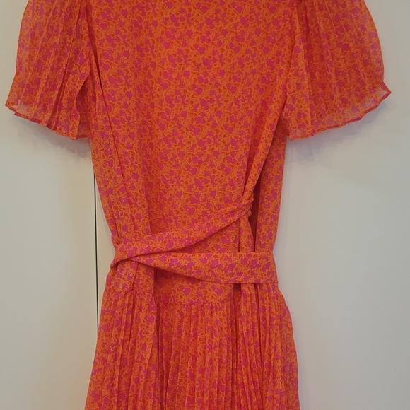 ALEXIS Floral Flutter Sleeve Pleated Wrap Dress - Picture 9 of 11